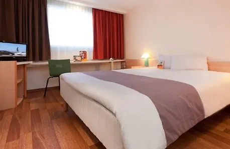 Ibis Styles Ost 3*