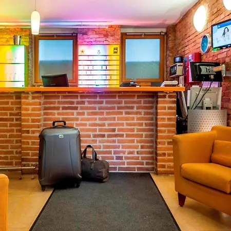 Ibis Styles Ost Hotel